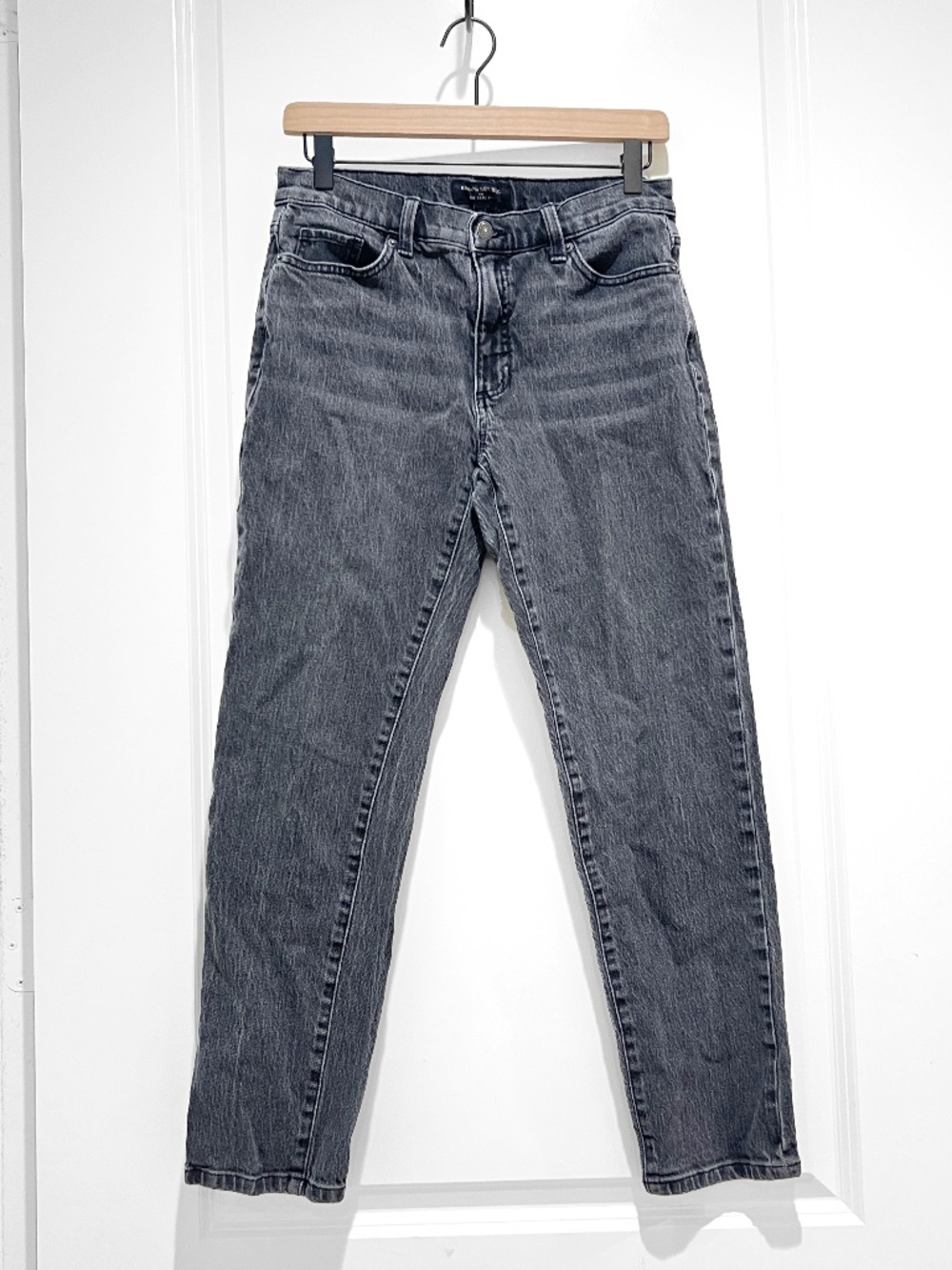 Banana Republic Women's The Beau Jean Size 26 / 2 gray Jeans faded wash grunge